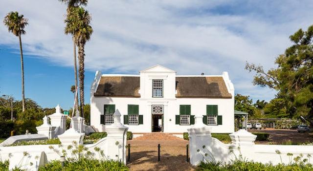 Protea Hotel By Marriott Cape Town Mowbray Exterior photo